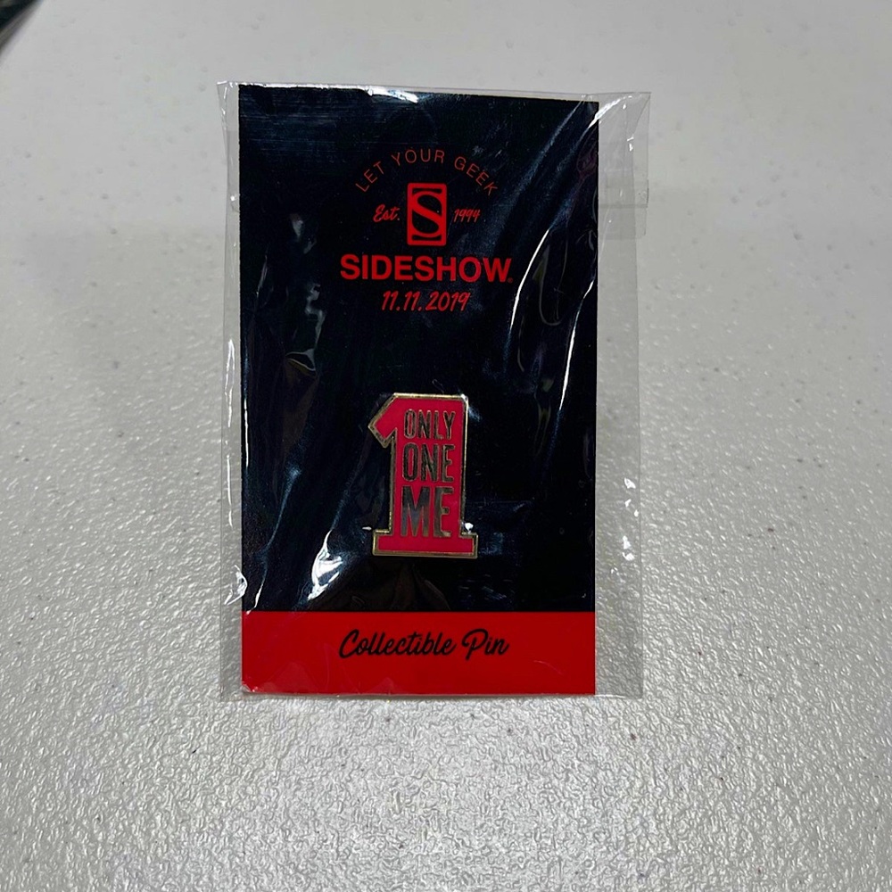 Sideshow Singles Day 2019 Pin #1 Only One Me Exclusive Rare